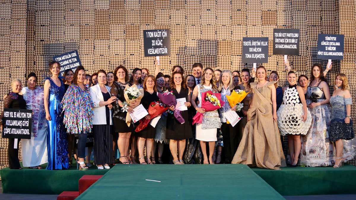 Başkan Tugay: “İhtiyacın kadar tüket, daha az atık üret”