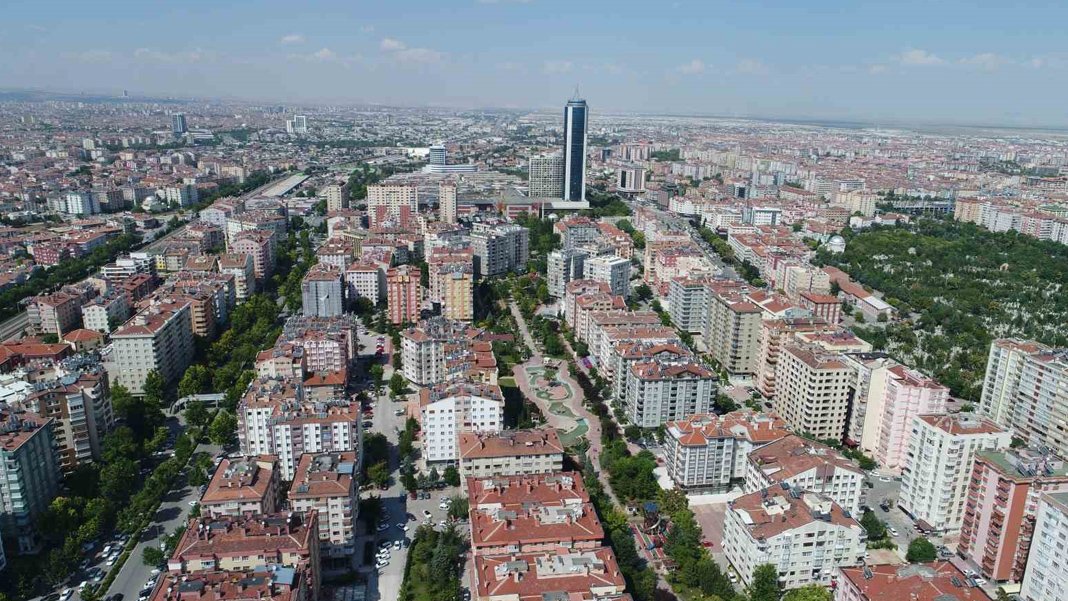 Dolandırıcıların yeni yöntemi pes dedirtti: Ev ev dolaşıp boyadıktan sonra...