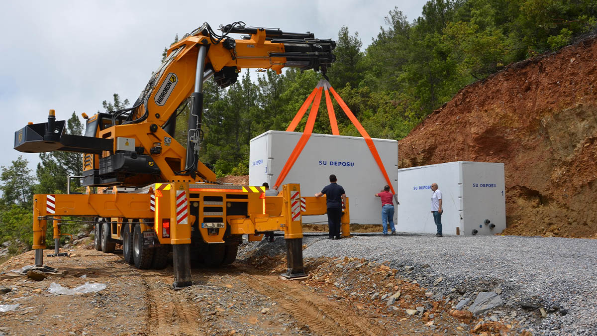 Büyükşehir Belediyesi Akçatı’nın su sorununu çözüyor