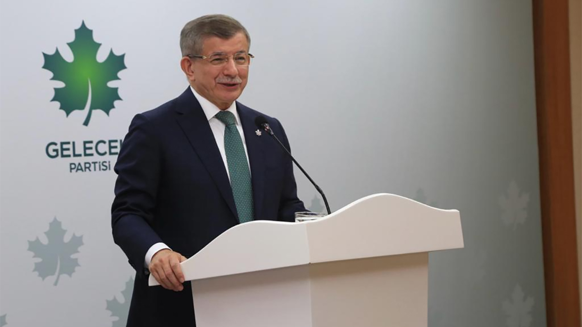 Davutoğlu yeni bakanlara seslendi: Şahsiyet sınavındasınız