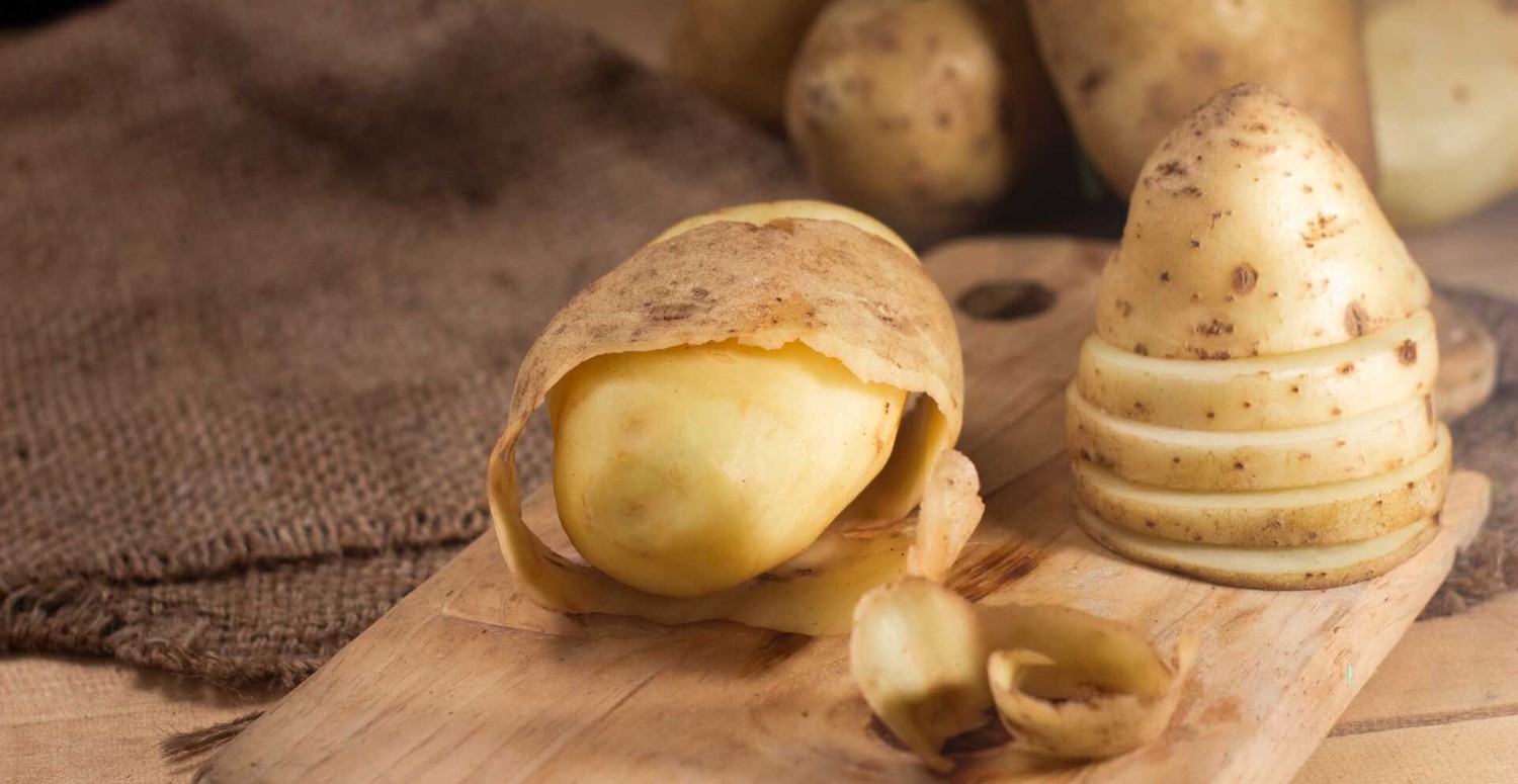 Çöpe attığınıza pişman olacaksınız! Patates kabuğunun vücuda faydaları duyanları şaşırtacak!