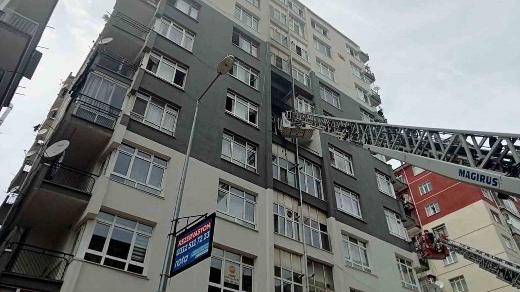 Ankara'da yangın: Ölü ve yaralılar var