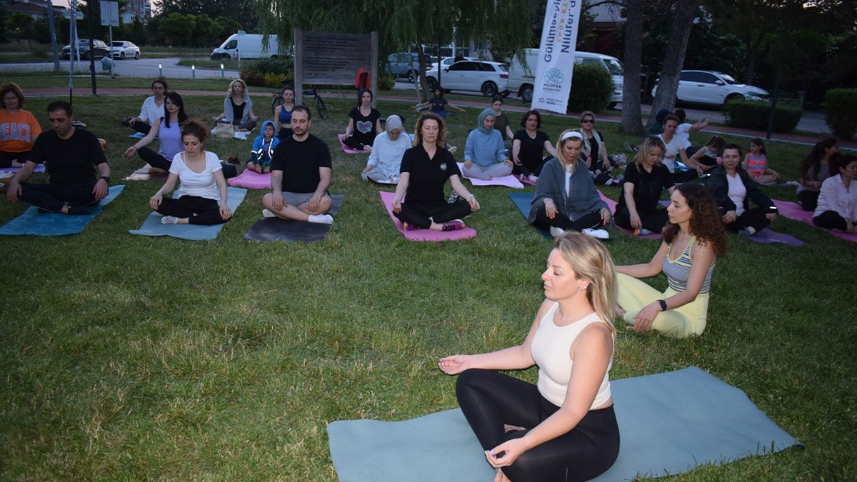 Nilüferliler yoga için buluşuyor
