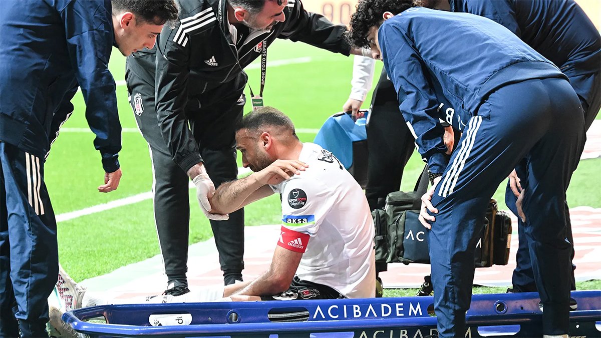Kartal'a Cenk Tosun şoku! Sedyeyle oyundan çıkmıştı