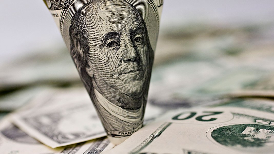 Merkez'in dolardaki dünkü artışı durdurmak için döviz sattığı ortaya çıkmıştı: Net rezervler dip seviyede