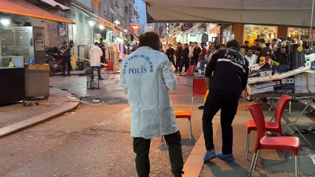 Fatih'te sokak ortasında silahlı çatışma: 2 ölü 4 yaralı