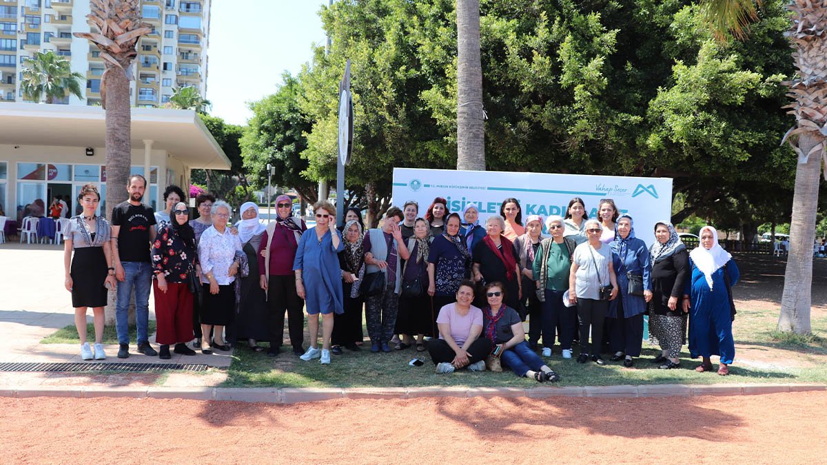 Mersin Büyükşehir’den ‘80’ler Buluşması’