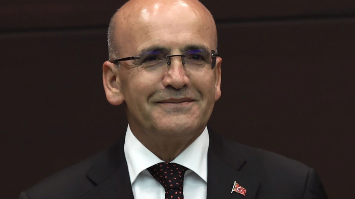 Yeni bakan Mehmet Şimşek'in ilk hamlesi bu oldu! Ekonomiyi düzeltmek için bunu yapacak