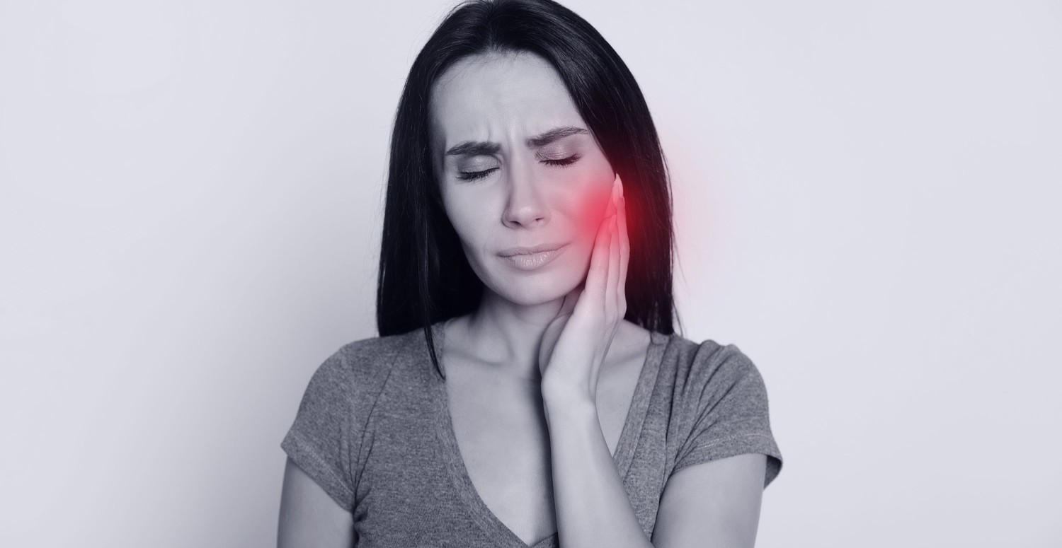 Diş eti ağrısı çekenler dikkat! Bu gıdaları tüketmek sorunu kökten çözecek