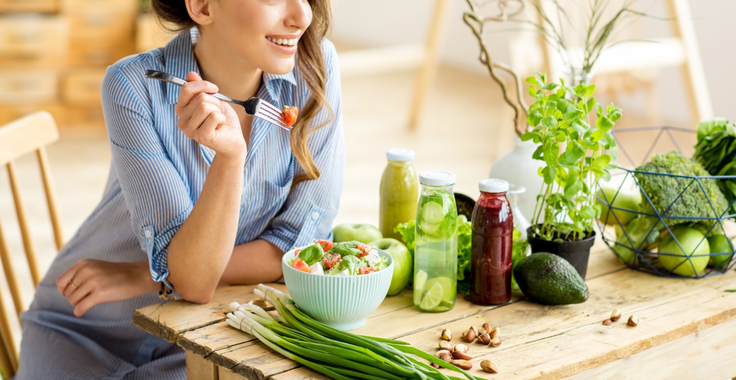 Gençliği kozmetik ürünlerinde aramayın! Her gün bu besini tüketen 10 yaş birden gençleşiyor