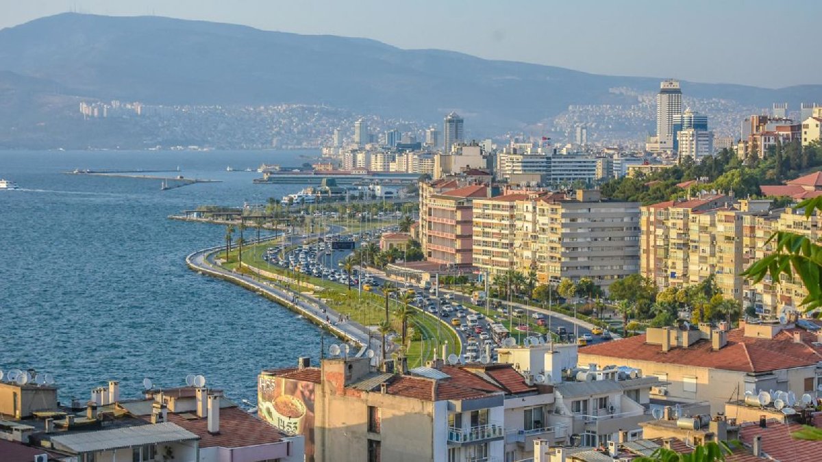 İzmir'de yaşayan vatandaşlara duyuruldu! Saat 20.00'a kadar dışarı çıkmayın: Çok tehlikeli olacak