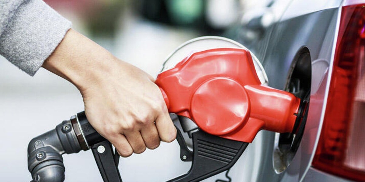 Arabaları garaja çektiren zam! Akaryakıta tam 8 TL zam iddiası: Deposunu fullemeyen yandı