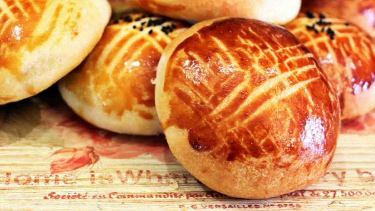 Pastane ustaları, poğaçaları bu tarifle yapıyor! Evde yumuşacık lezzetli peynirli poğaça yapmak sadece 20 dakika