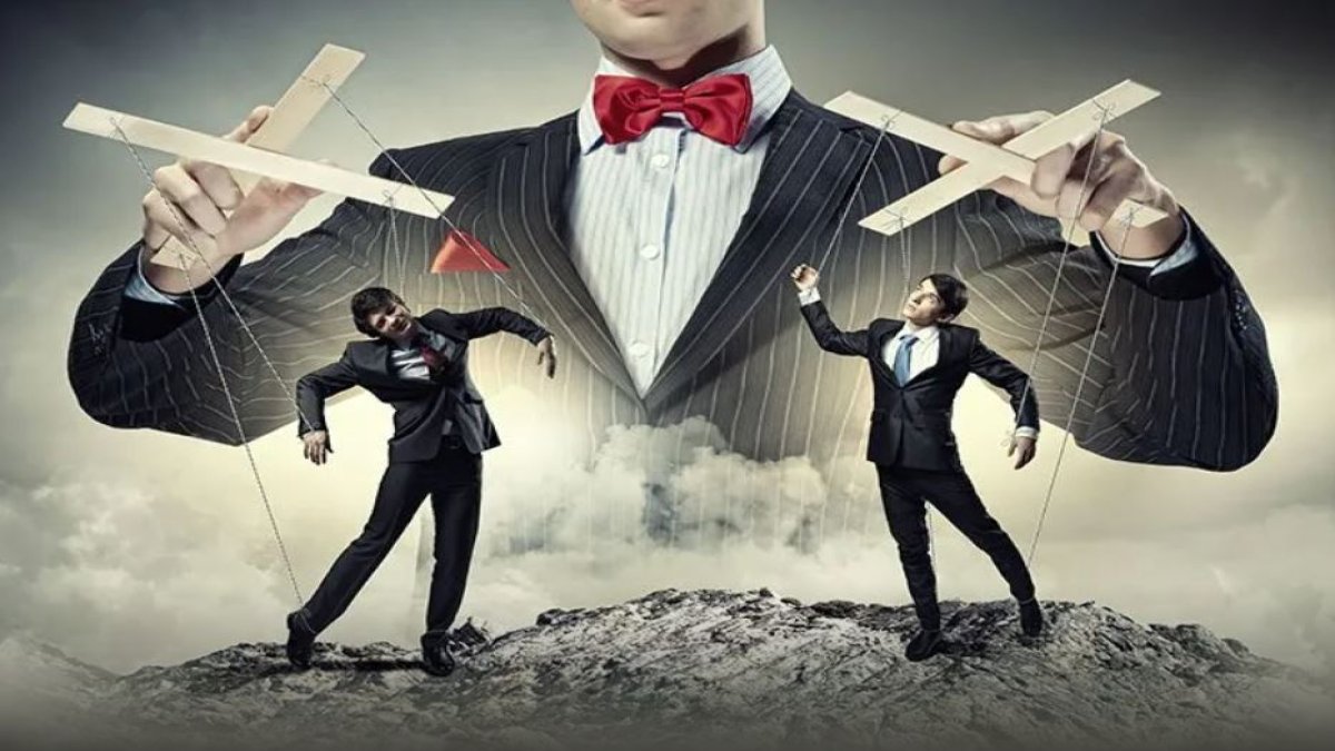 Türkiye’de siyaset-hukuk dengesi(zliği) üzerine