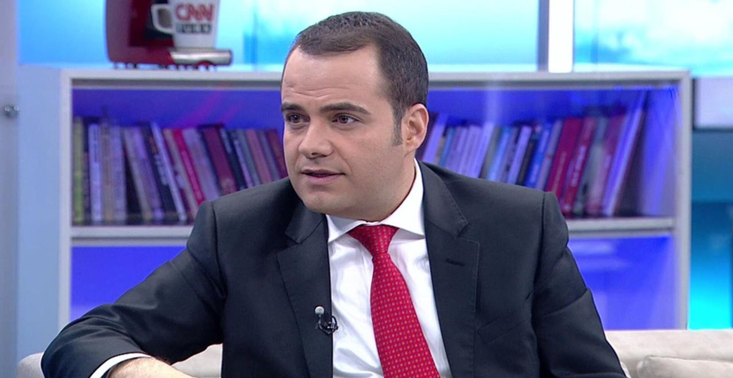 Ekonomist Özgür Demirtaş herkesi uyardı! Sakın inanmayın: Yurt dışında başladı!