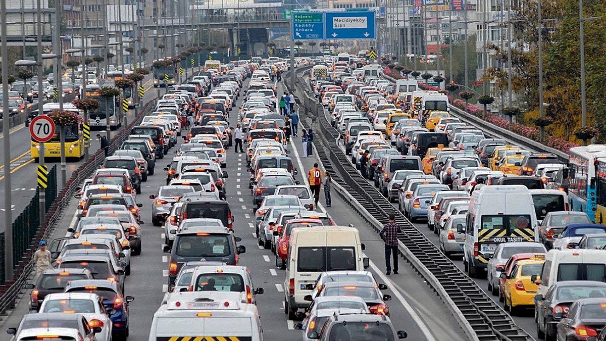 Araç sahiplerine kötü haber: O ücrete yüzde 60 zam! Yeni tarife 1 Temmuz'da başlıyor