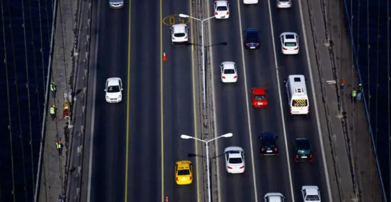 Trafikte bunu yapanlar yandı! Ehliyetlerine el konuluyor: Binlerce lira cezası var