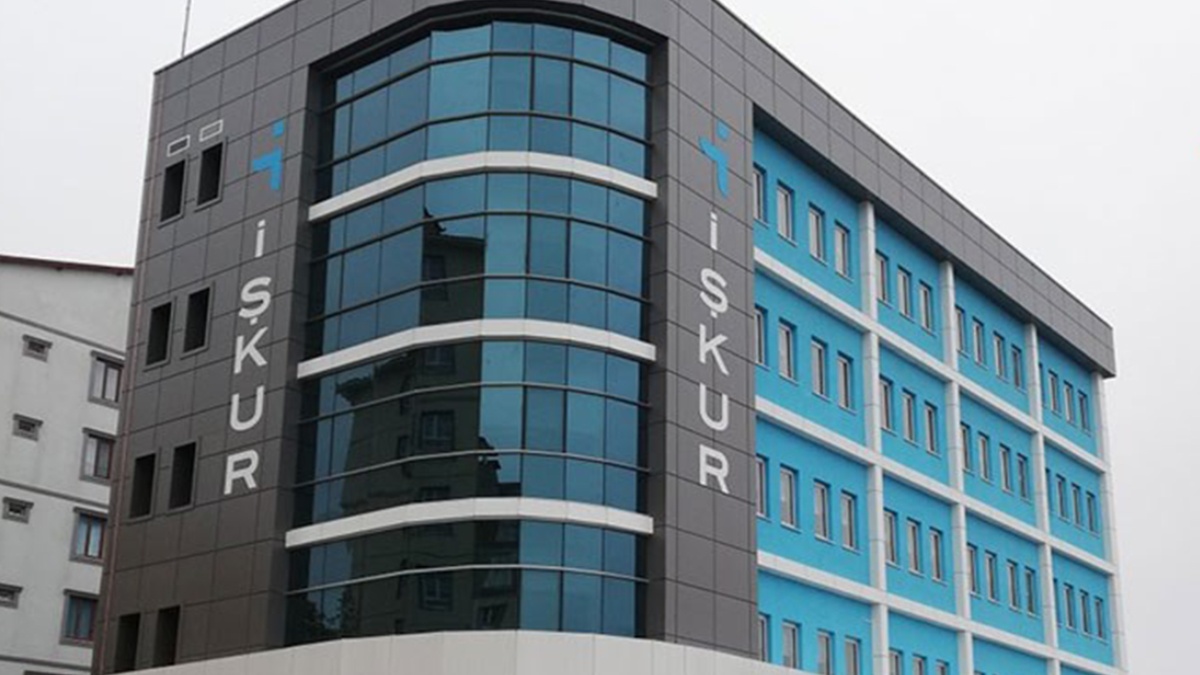 İş arayanlar İŞKUR'a akın edecek! 155 bin personel alımı yapılacak: şartlar duyuruldu