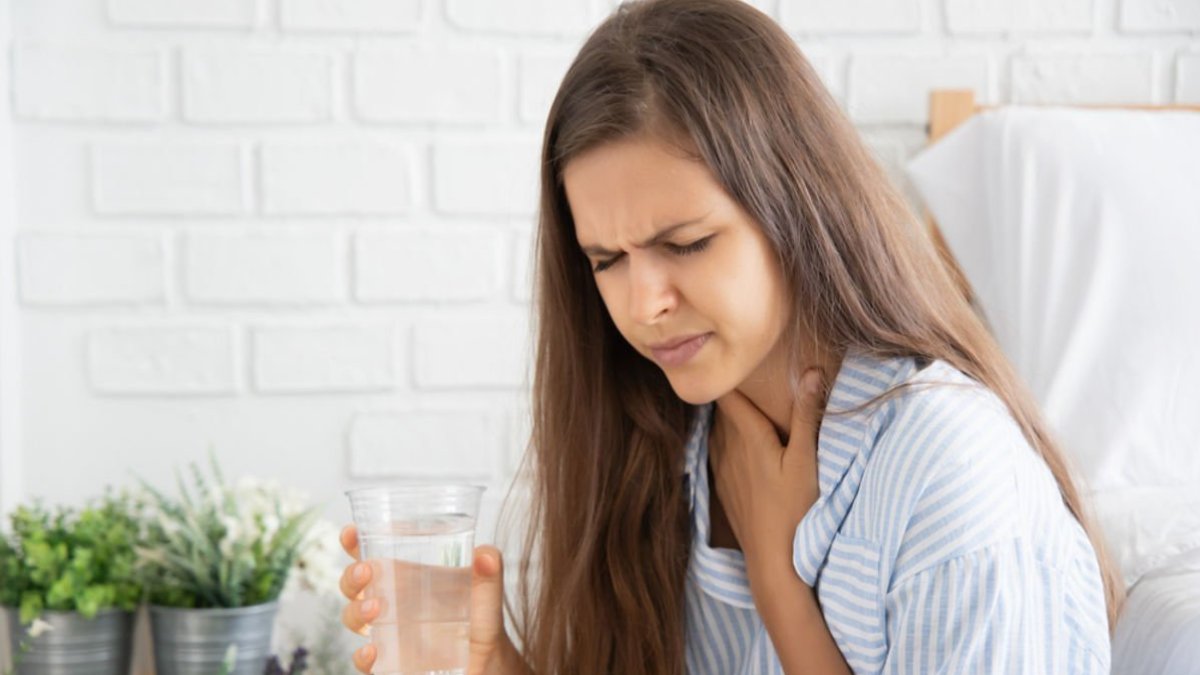 Boğazda Balgam: Nedenleri, Belirtileri ve Tedavi Yöntemleri