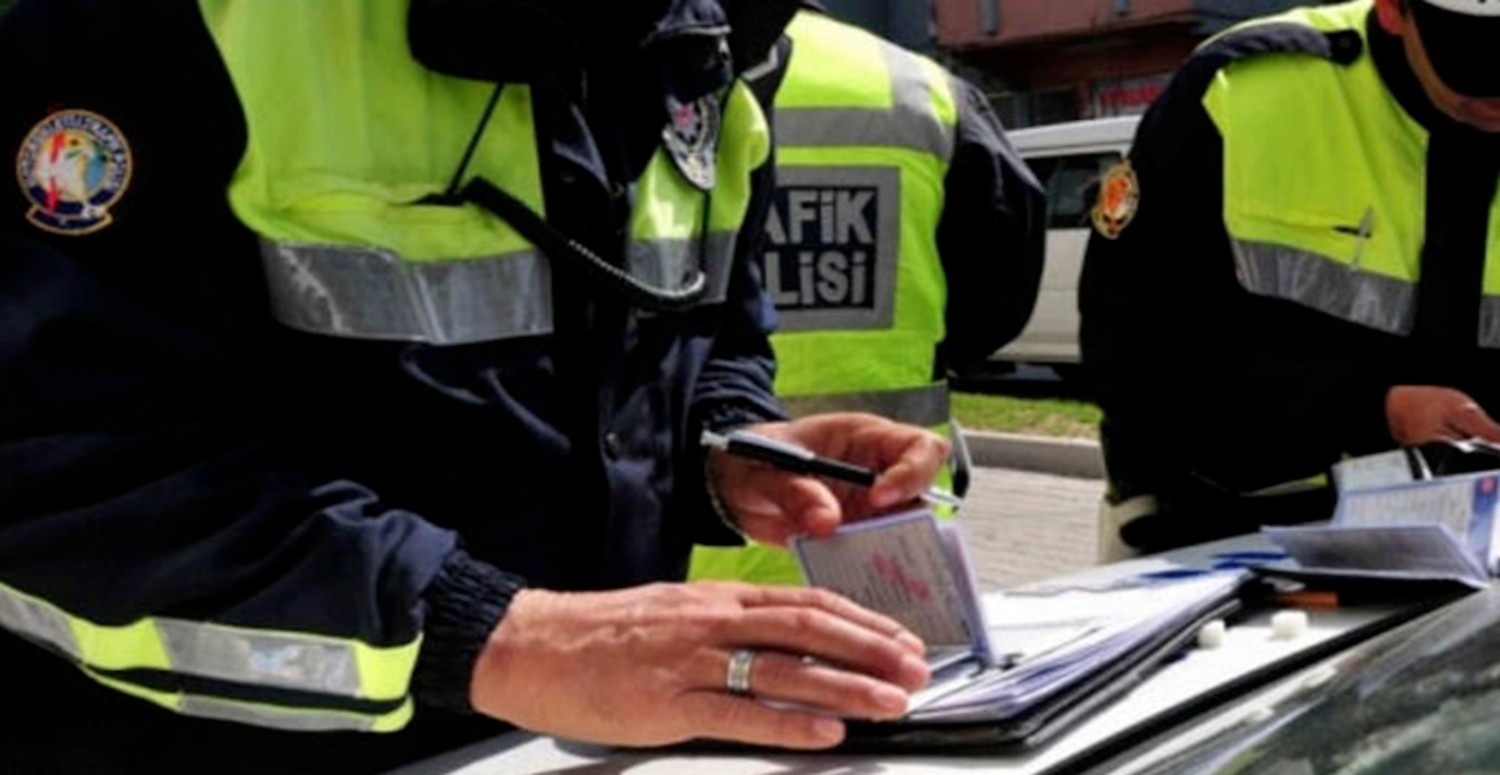 Trafiğe çıkmadan önce kontrol edin! Eğer bu yoksa 8 bin 190 TL ceza kesiliyor