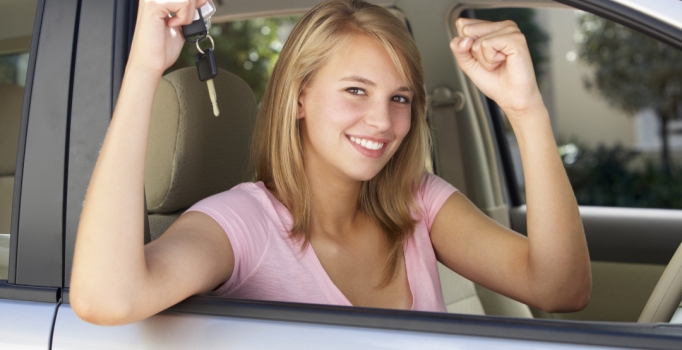 2017 Ehliyet yenileme işlemleri nasıl yapılır? Tıkla randevu al! Ehliyet yenileme ücreti artacak mı?