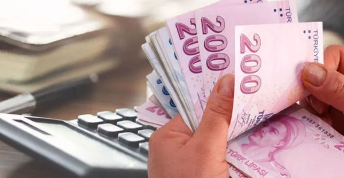 Memurlara 5 bin lira seyyanen zam müjdesi! En düşük maaş belli oldu en yüksek maaş ne kadar olacak?