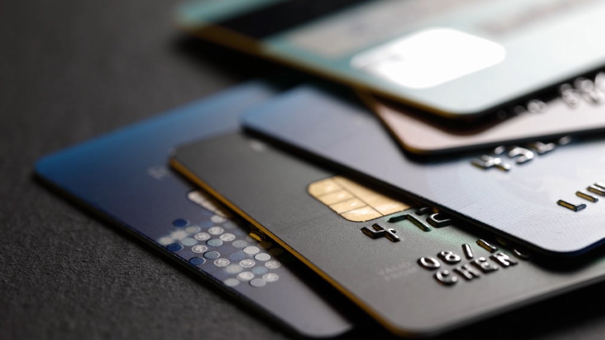 Faiz kararı sonrası tarih öne çekildi: MB kredi kartlarında faiz artışına gitti