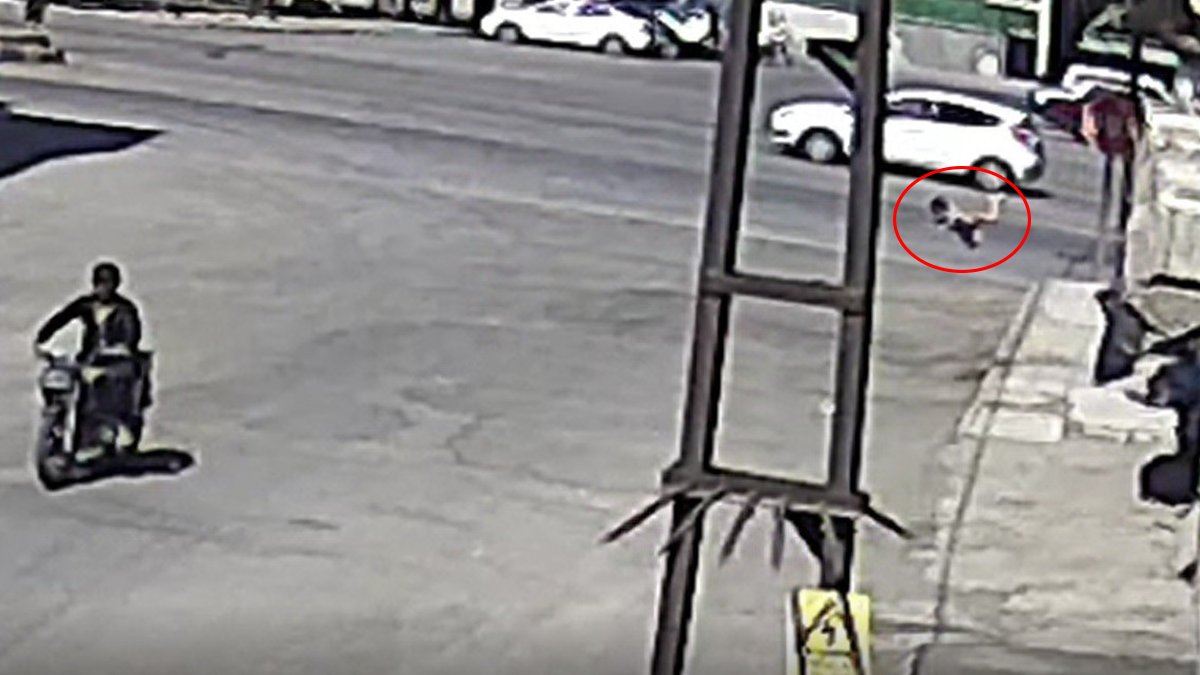 2. kattan düşen 4 yaşındaki çocuk ağır yaralandı!