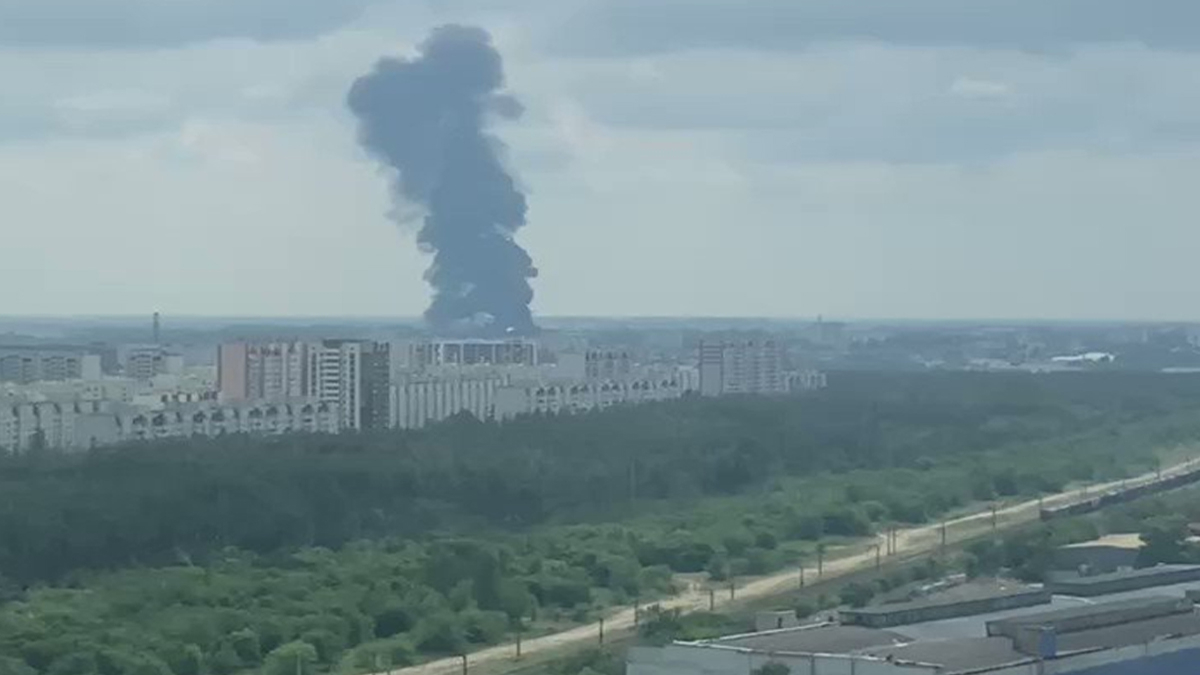 Rusya’da akaryakıt deposunda patlama: Askeri helikopterle mi vuruldu?