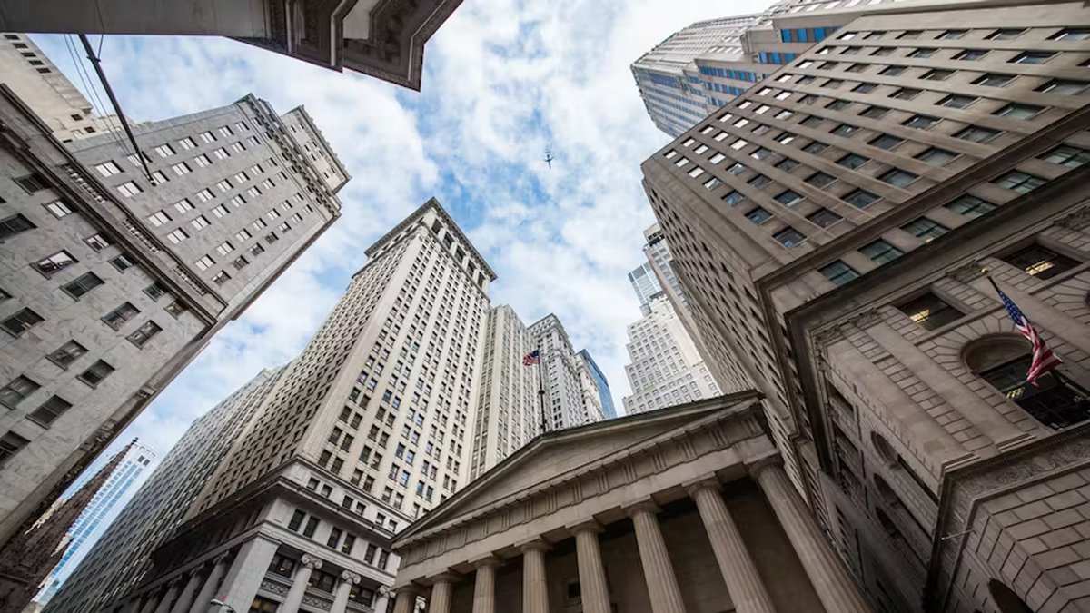 Wall Street zorda: Bankalarda işten çıkarmalar 15 bine ulaşacak