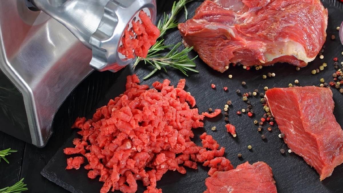 Kıyma çektirmek de yalan oldu! Ücretlere %100 zam: Bu bayram kıymalar evde çekilecek