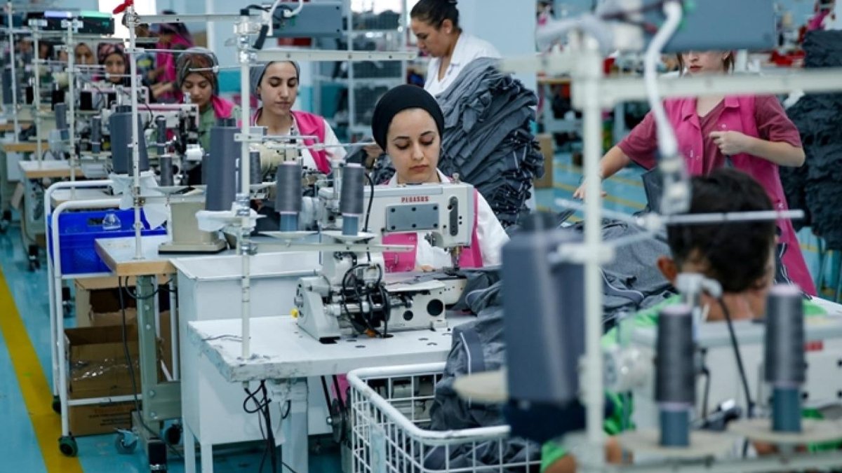 Giyim sektöründe 'asgari ücret' krizi: İşten çıkarmalar yaşanacak