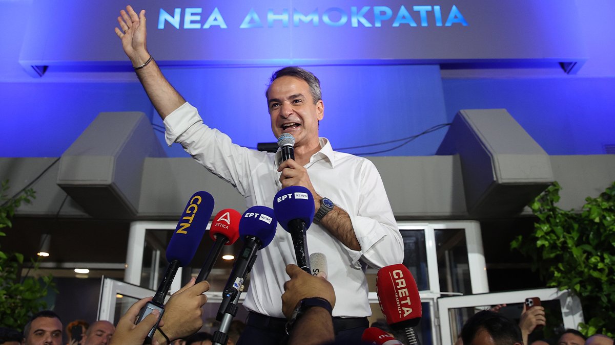 Katılım düşük kaldı, muhalefet oy kaybetti: 'Koalisyona hayır' hamlesi  Miçotakis'e iktidarı getirdi