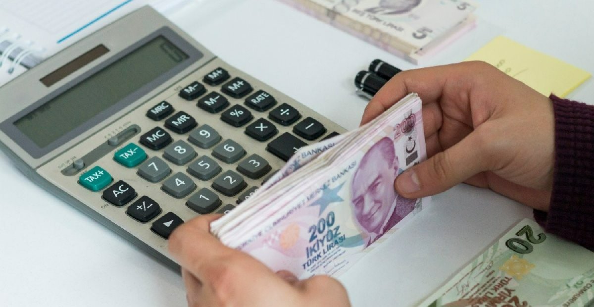 En düşük emekli maaşına rekor zam! Emekliler çifte bayram yaşayacak... Emekli ve memurlar için ara zam tablosu ortaya çıktı