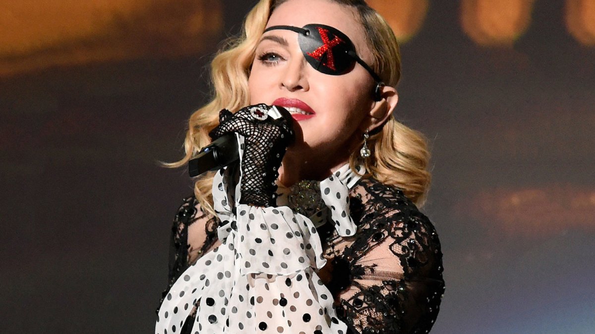 Madonna yoğun bakıma kaldırıldı
