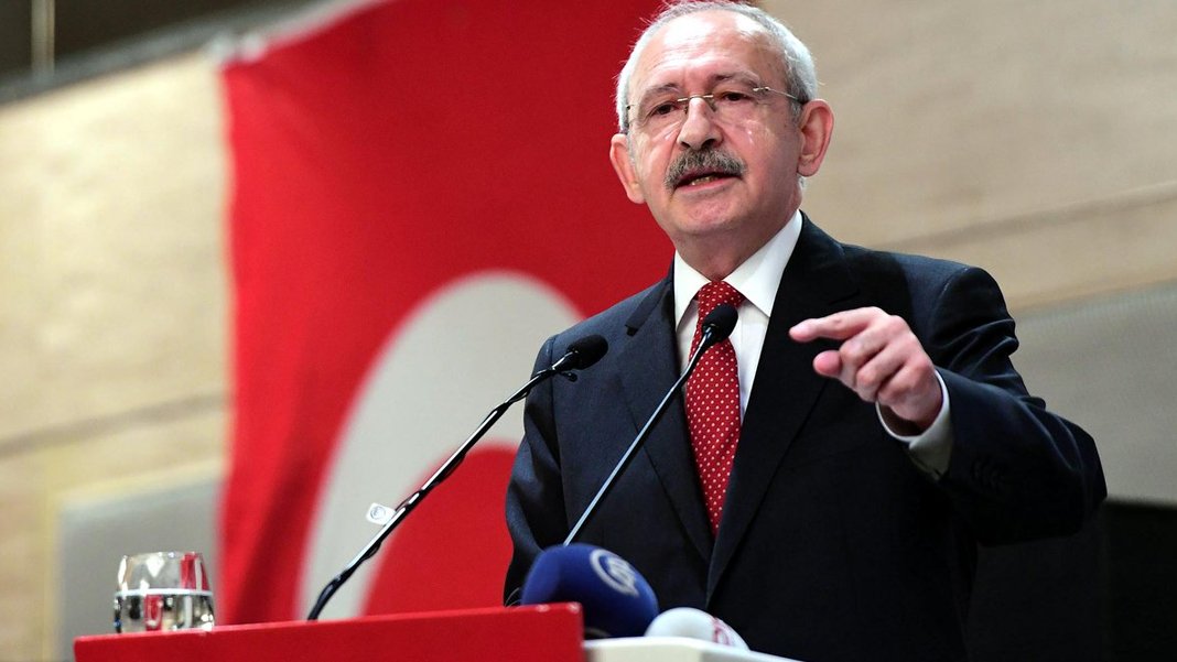Kılıçdaroğlu 'Şu an itibarıyla kaptan benim' diyerek konuştu: Genel Başkanlık altın tabakta sunulmaz
