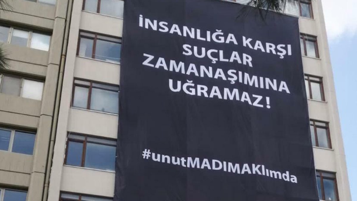 Ankara Barosu'ndan Madımak Katliamı için dev pankart: 'Zaman aşımı'na vurgu yaptılar