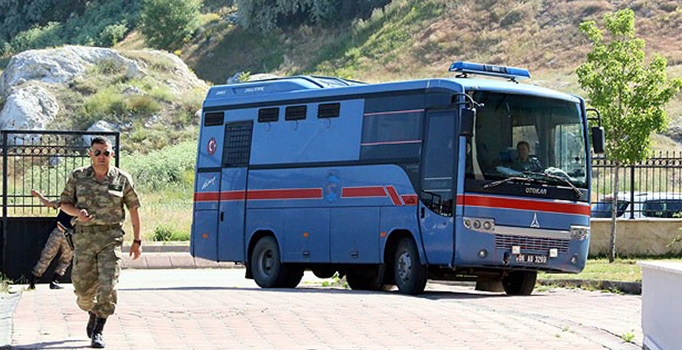 Sivas Telekulak operasyonu: 15 polis adliyede