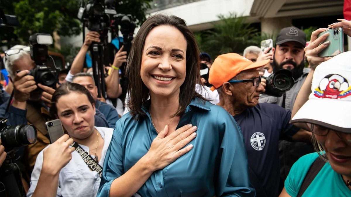 Venezuela'da muhalefet adayı Machado'ya 15 yıl siyasi yasak