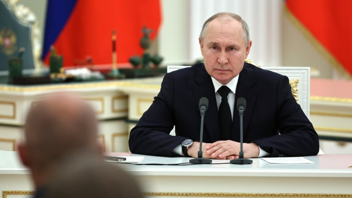 Hukuk uzmanlarından ‘savaş suçu’ açıklaması: Putin’in ‘milyar dolarlık itirafı’ başını yakacak