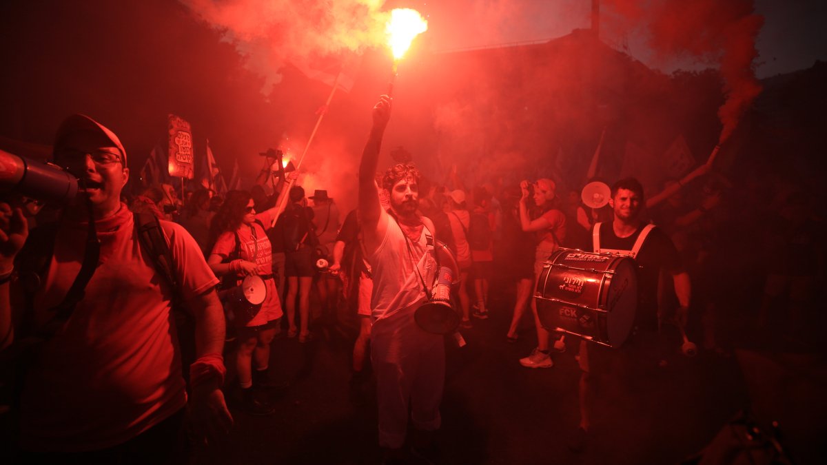‘En tartışmalı maddeden vazgeçti’ iddiası İsraillilere yetmedi: Cumartesi protestoları tam gaz