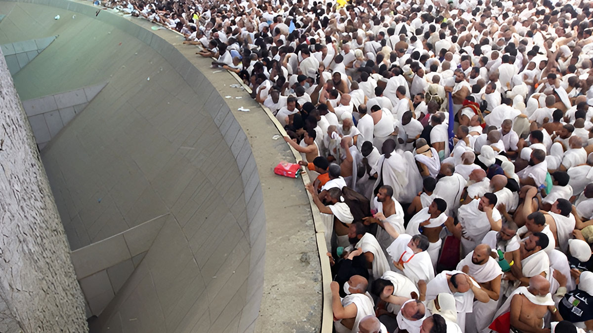 Hacca giden Türk kafilesinden acı haber: Onlarca kişi hayatını kaybetti! Yakınları gözyaşlarına boğuldu