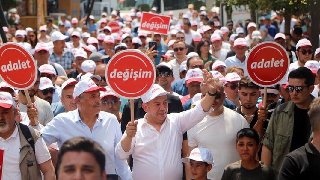 Tanju Özcan Bolu'dan Ankara'ya 'Değişim' yürüyüşünü başlattı