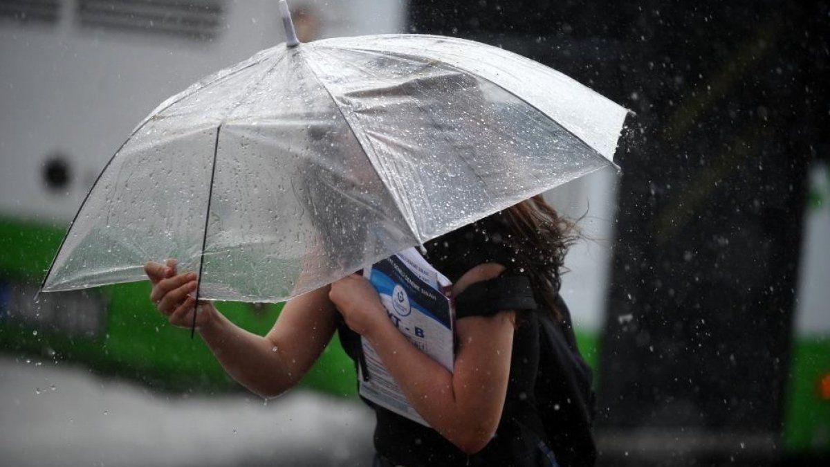 Meteoroloji il il uyardı: Sağanak yağış geliyor