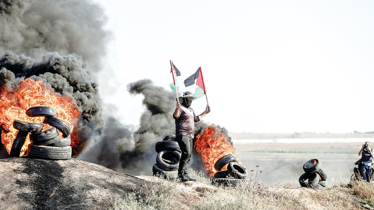 Dünyanın gözü önünde