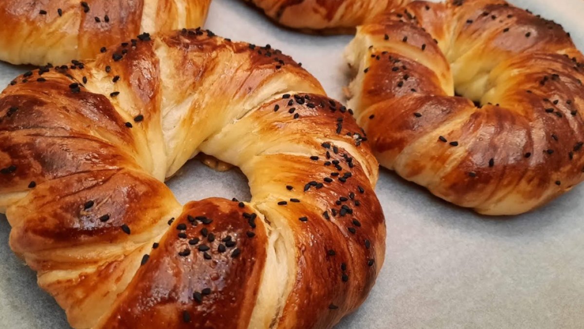 Açma Tarifi: Lezzetli ve Yumuşak Bir Kahvaltılık