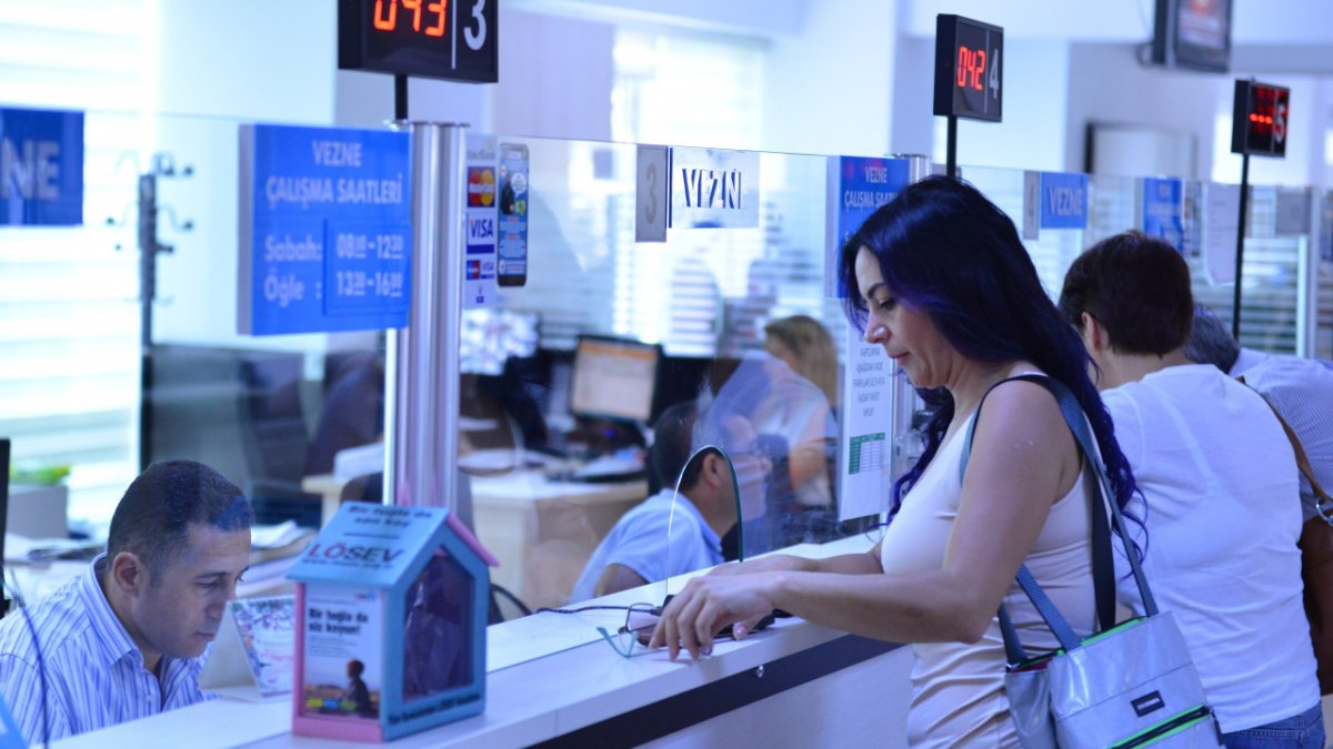 Biraz da devlet kemer sıksın