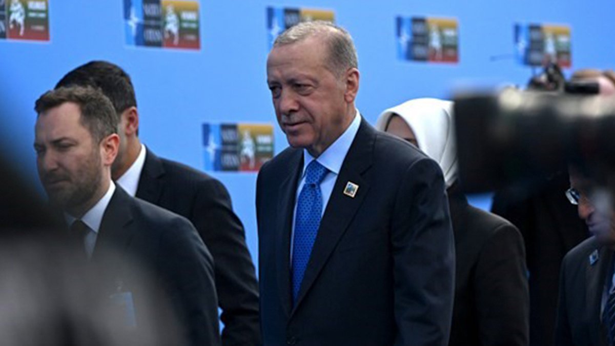 Cumhurbaşkanı Erdoğan'dan NATO Zirvesi'nde kritik görüşmeler