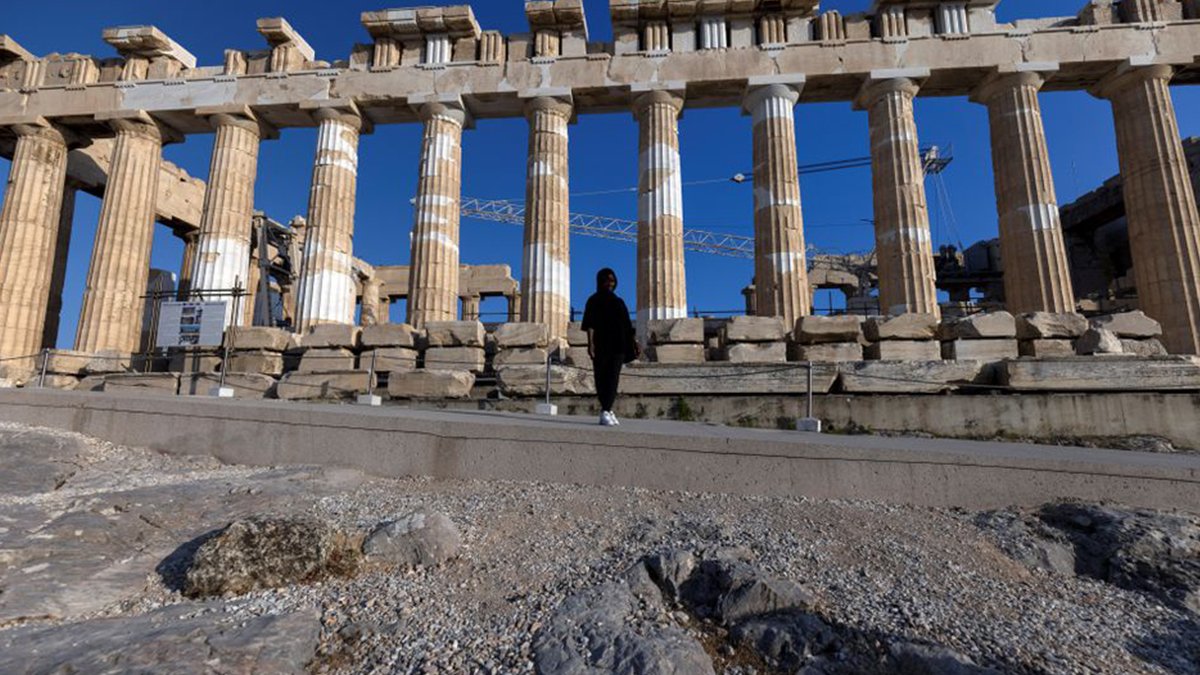 Atina’nın sembolü Akropolis'e kilit: Sıcak hava komşuda turizmi vurdu