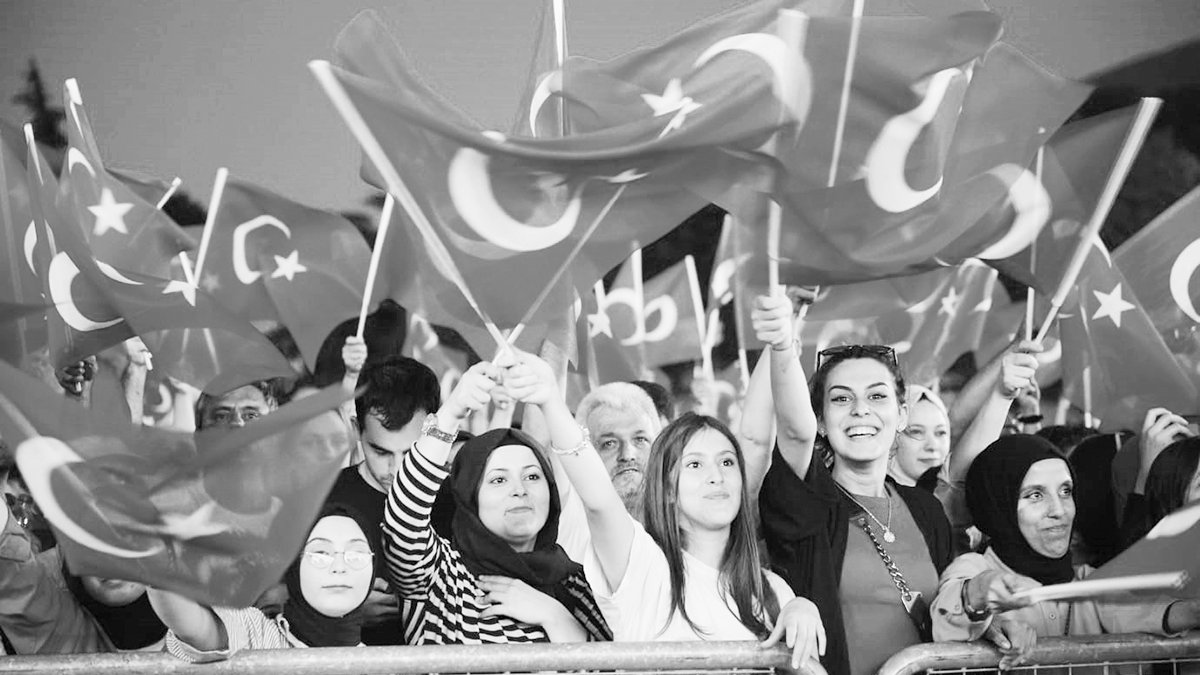 15 Temmuz direnişi statükonun aparatına dönüştürülmemeli!